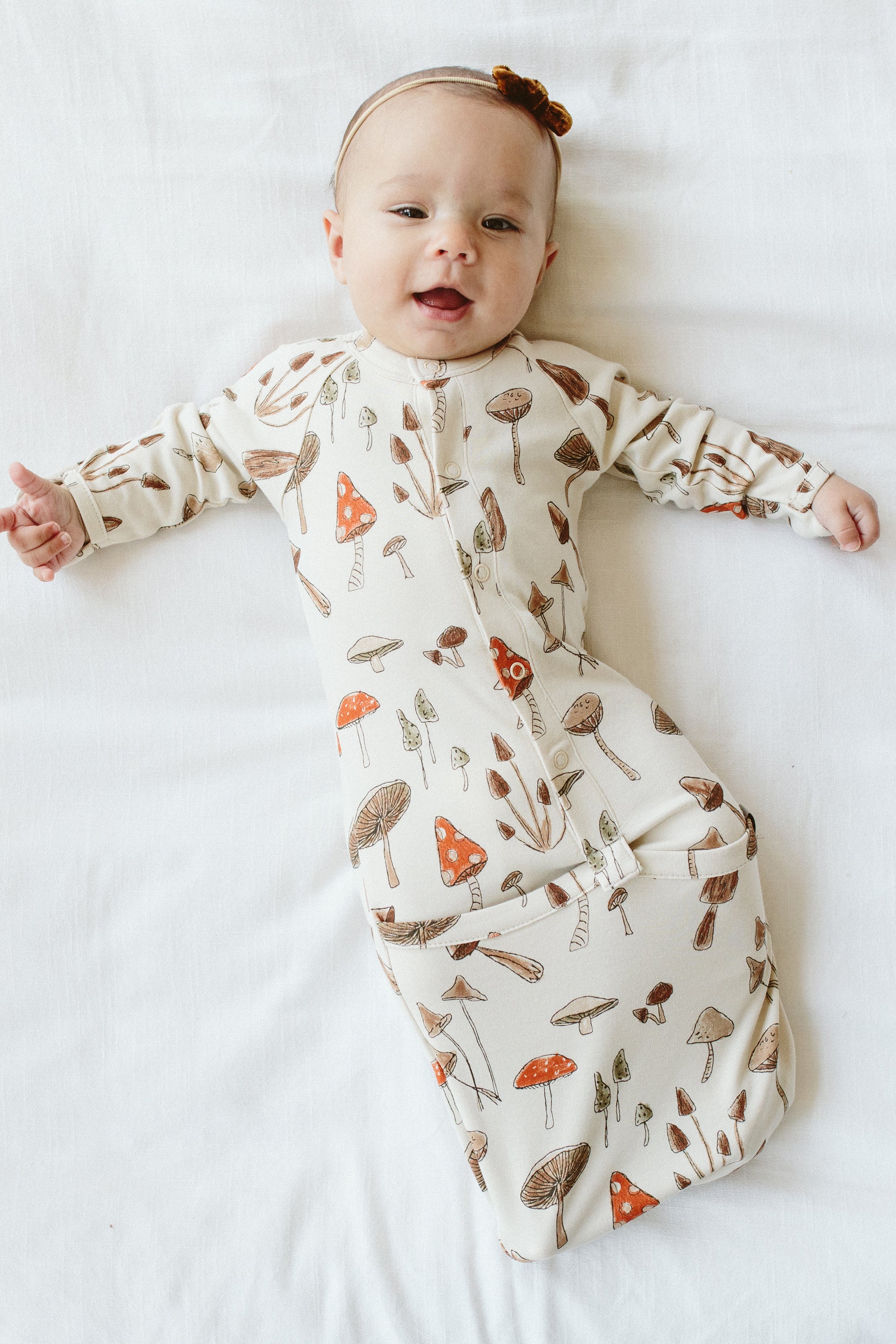 Goumi 0-3 Month Organic Cotton shops Gowns