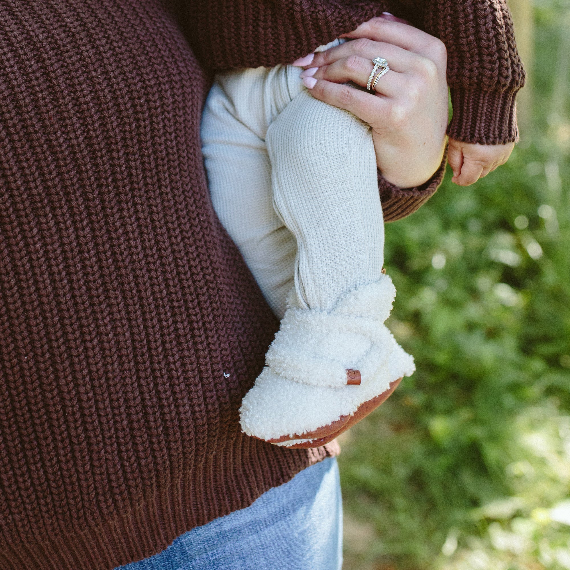 STAY ON SHERPA BOOTS | ALABASTER