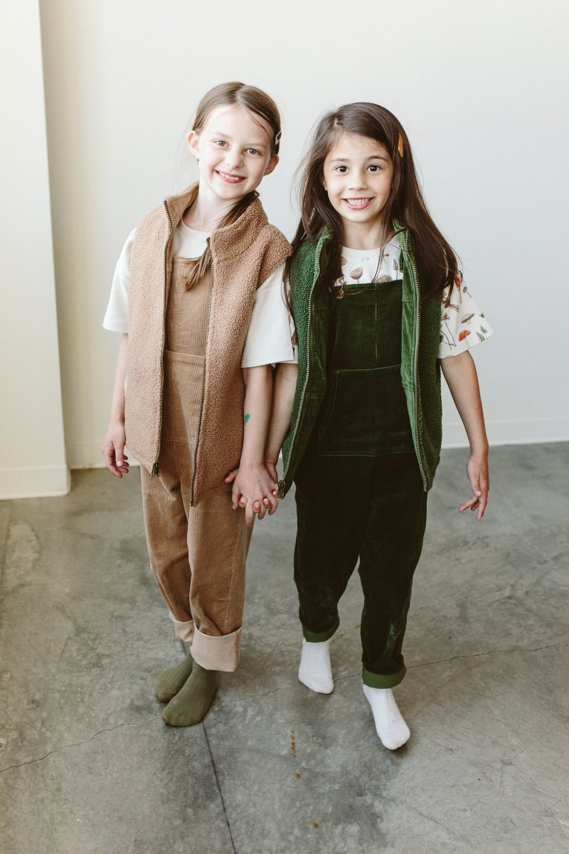 BIG KID SHERPA/CORDUROY REVERSIBLE VEST | SPRUCE - goumikids
