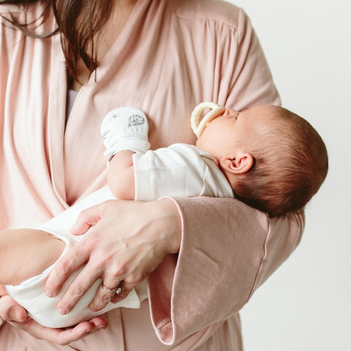 STAY ON 2 - PACK MITTS | ABSTRACT FLORAL + ROSE - goumikids