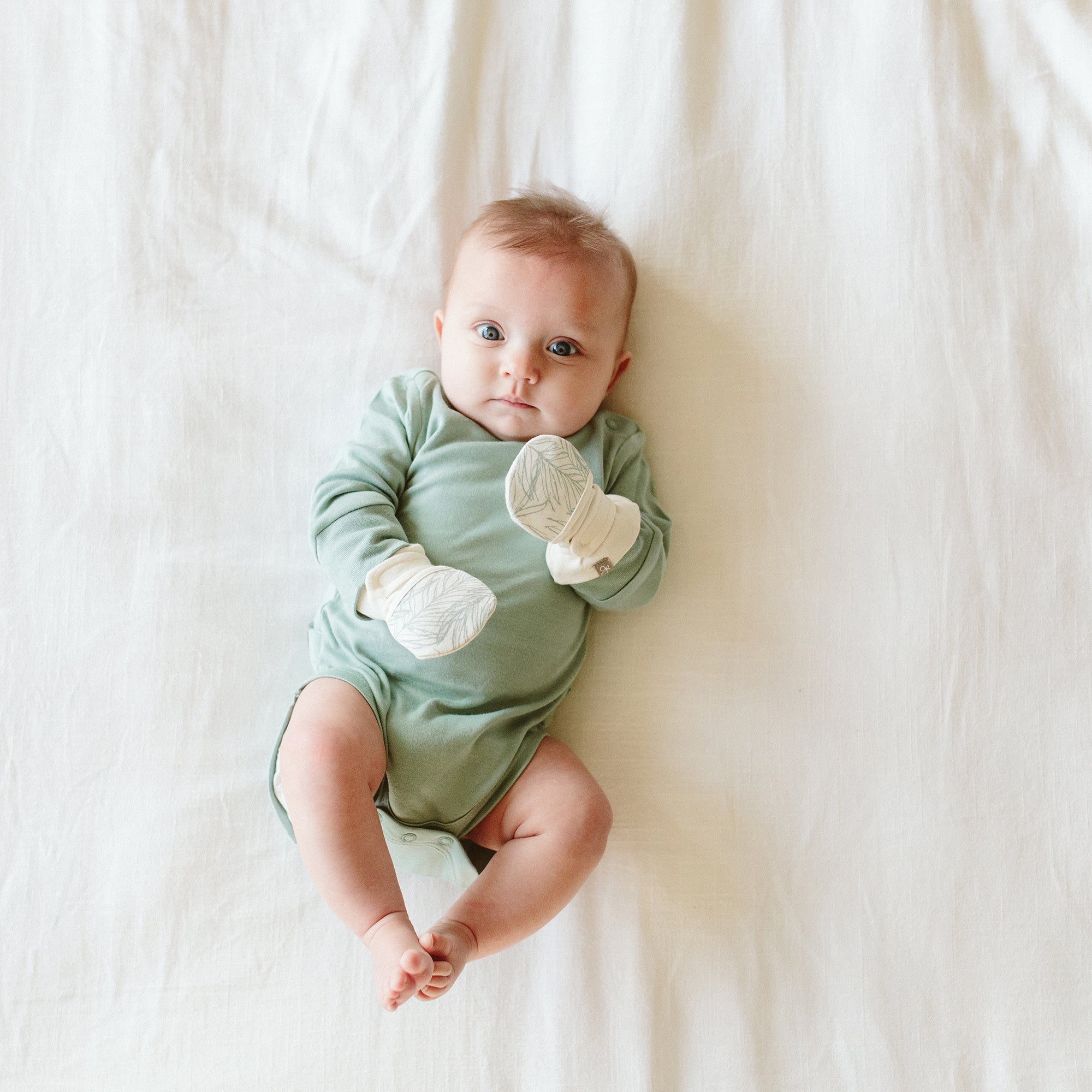 LONG-SLEEVE BODYSUIT | SEA GLASS | FITS SMALL SIZE UP