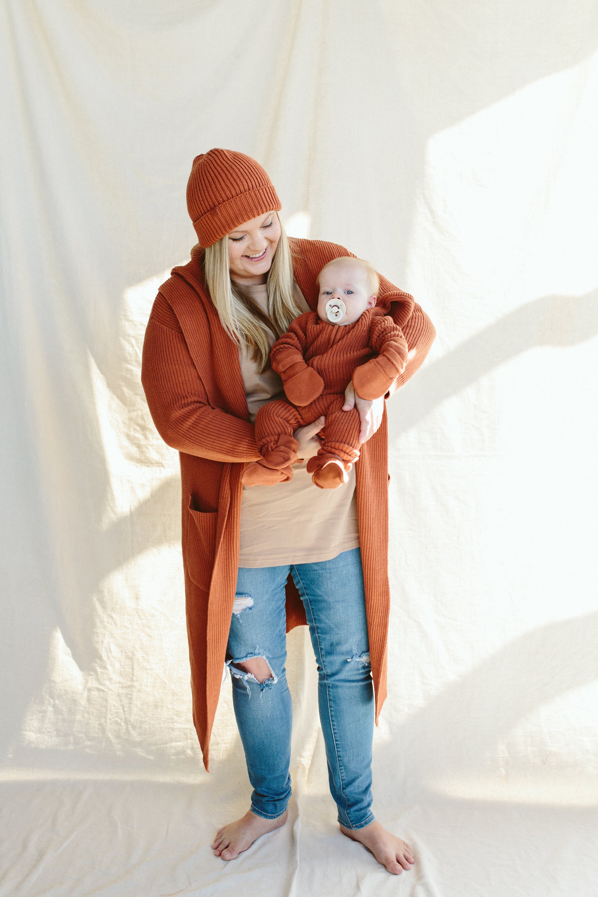 WOMENS HOODED KNIT LONG CARDIGAN | CLAY