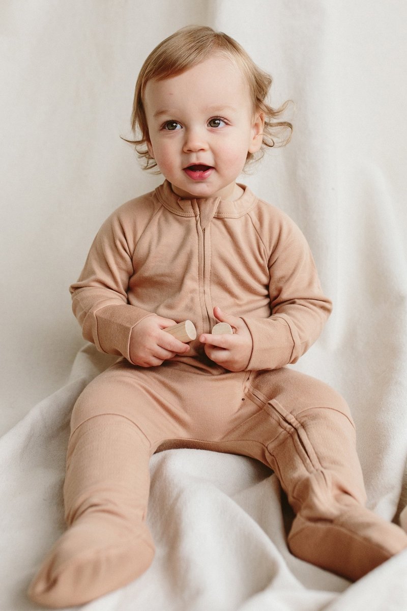 GROW WITH YOU ZIPPER JUMPSUIT + LOOSE FIT | SANDSTONE - goumikids